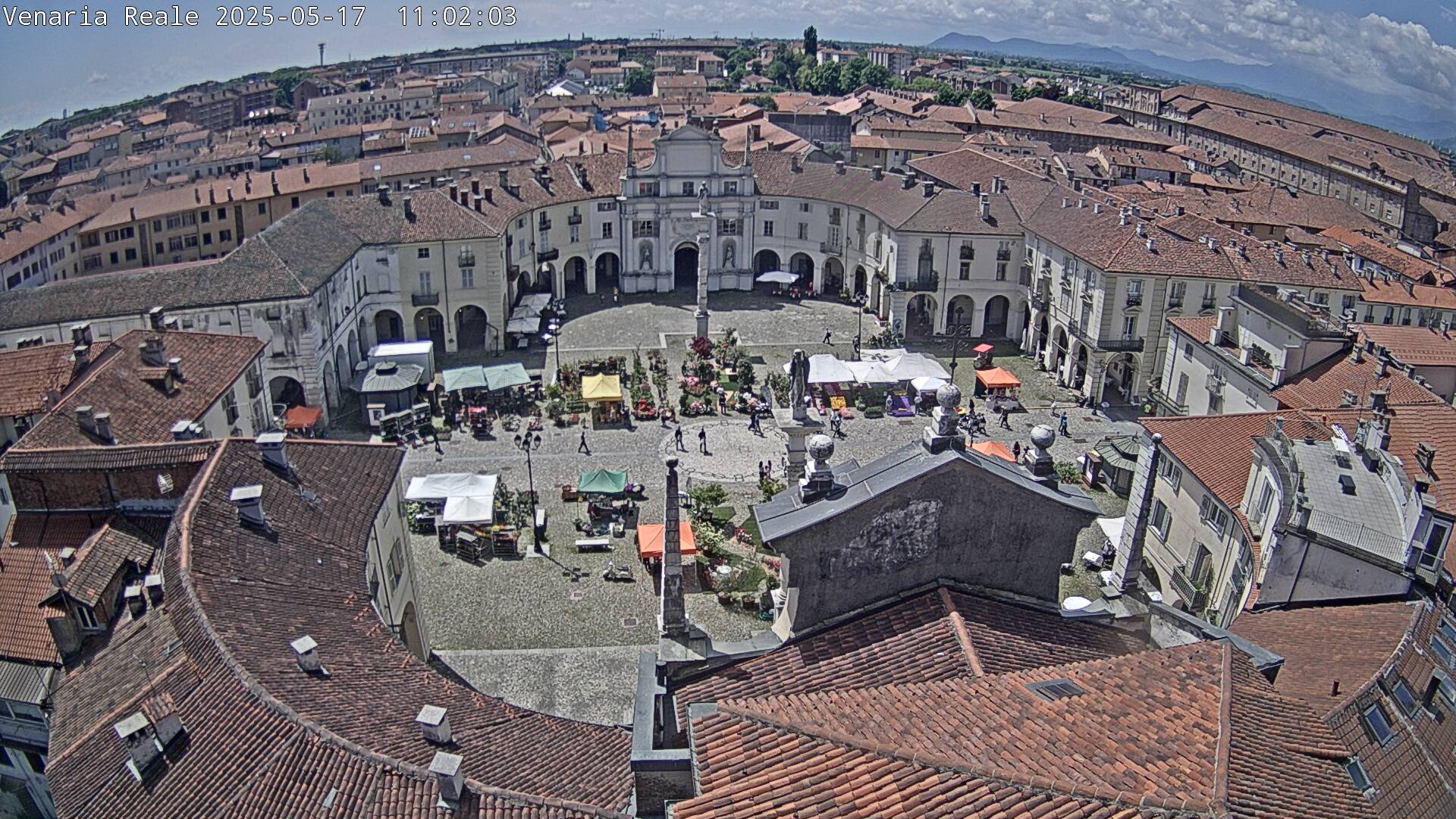 immagine della webcam nei dintorni di Pecetto Torinese: webcam Venaria Reale